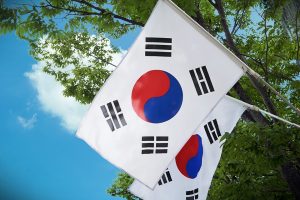 日本国旗を踏む画像を投稿 リバプールの韓国語版公式Twitterに批判